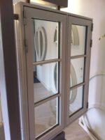 Pvc fönster flaggfönster utåtgående 3 glas Småland vitt med spröjs 4-luft