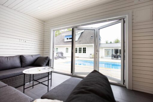 Vikdörr aluminium utåtgående insida